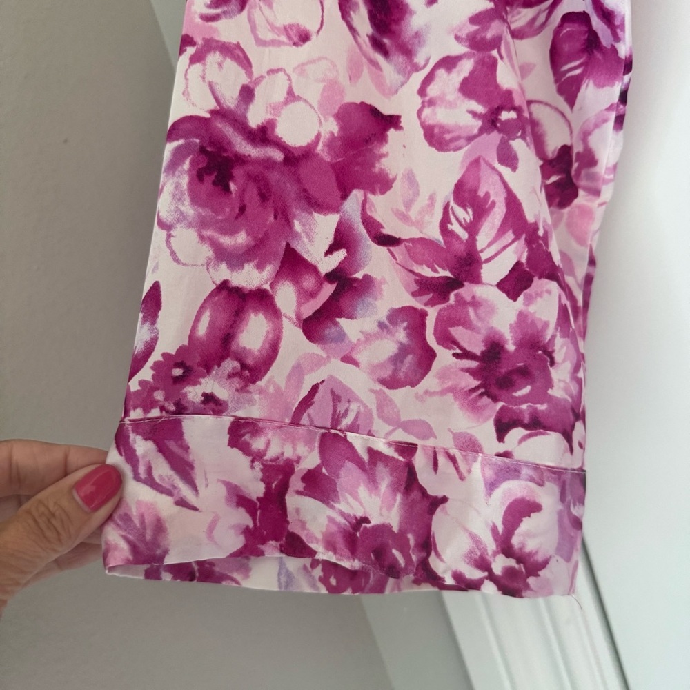 Morgan Taylor intimates Floral Satin Robe - Picture 2 of 6